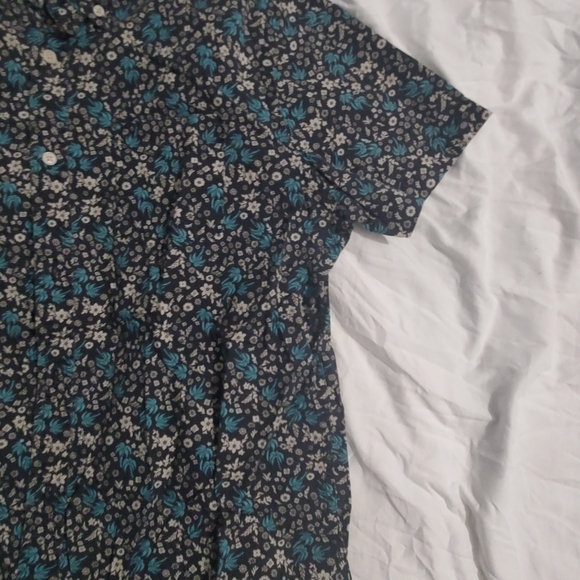 Floral button down shirt - Picture 4 of 4